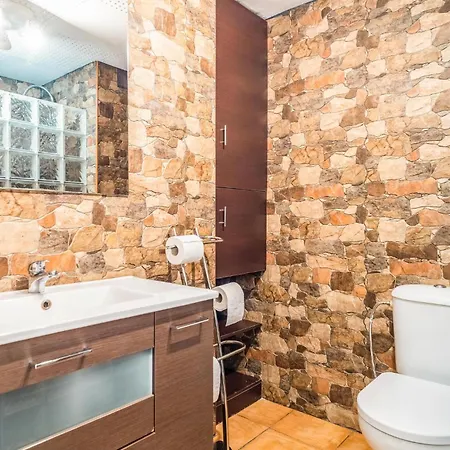 2 Bedroom Nice In *